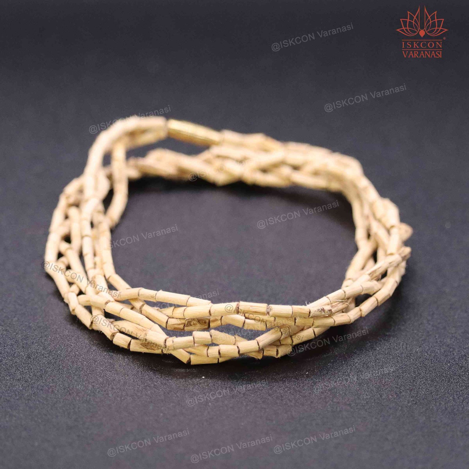 3-Round Cylindrical Tulsi Kanthi